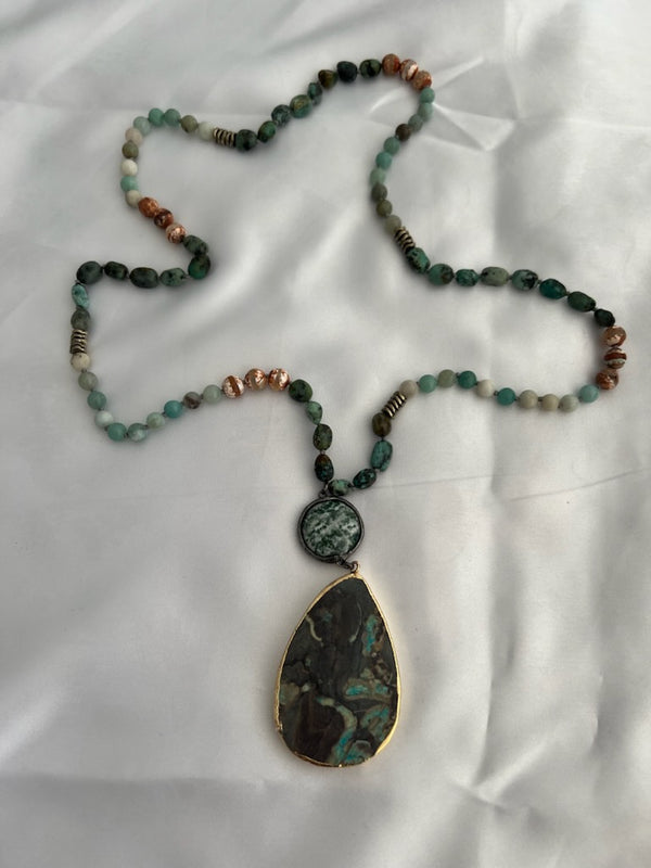 Collier chrysocolle