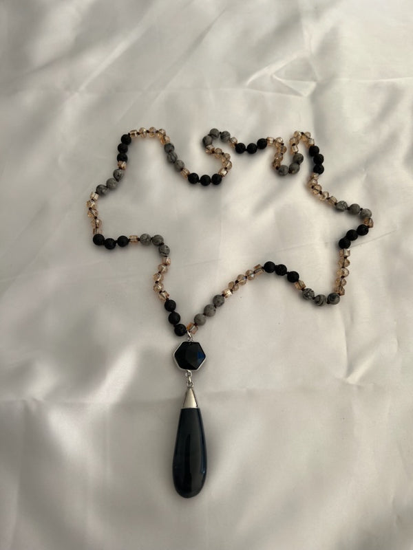 Collier onyx noir et labradorite